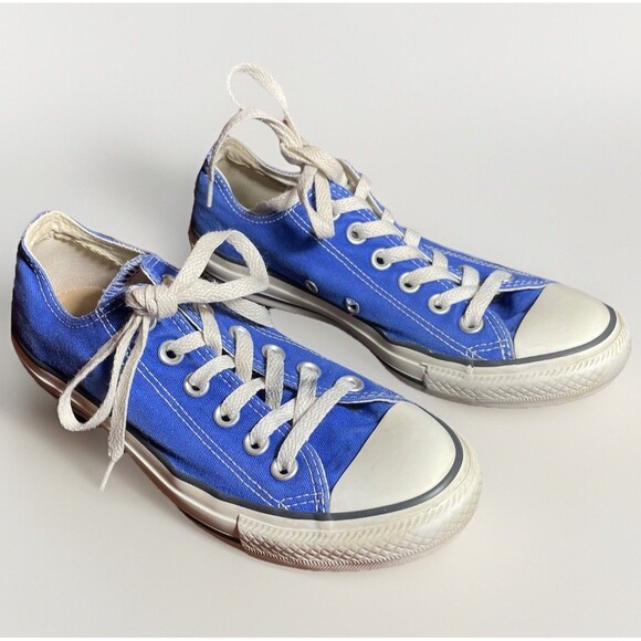 Converse Blue Canvas Low Top Sneakers Size 7 Classic Vintage Style Chuck Taylor - Picture 1 of 13